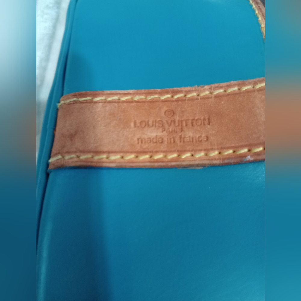 Louis Vuitton Bag - Picture 13 of 16